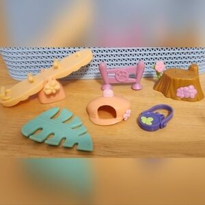Littlest Pet Shop Accessories Lot 3